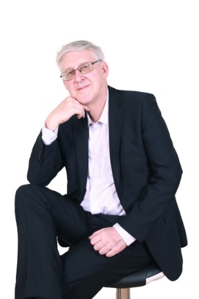 Ilmuwan Kepala: Profesor David S. Cram